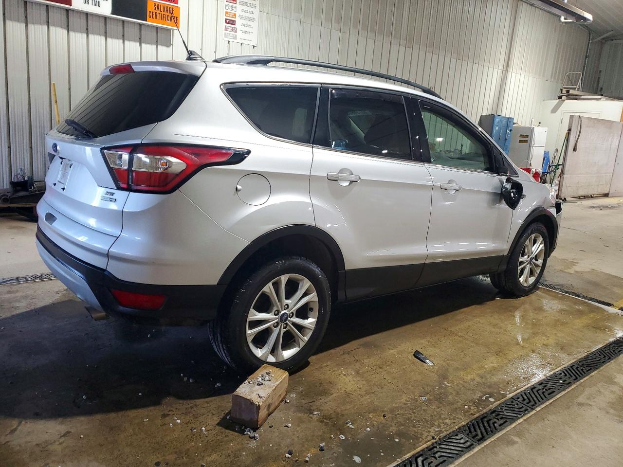 2018 FORD ESCAPE SE photo 7