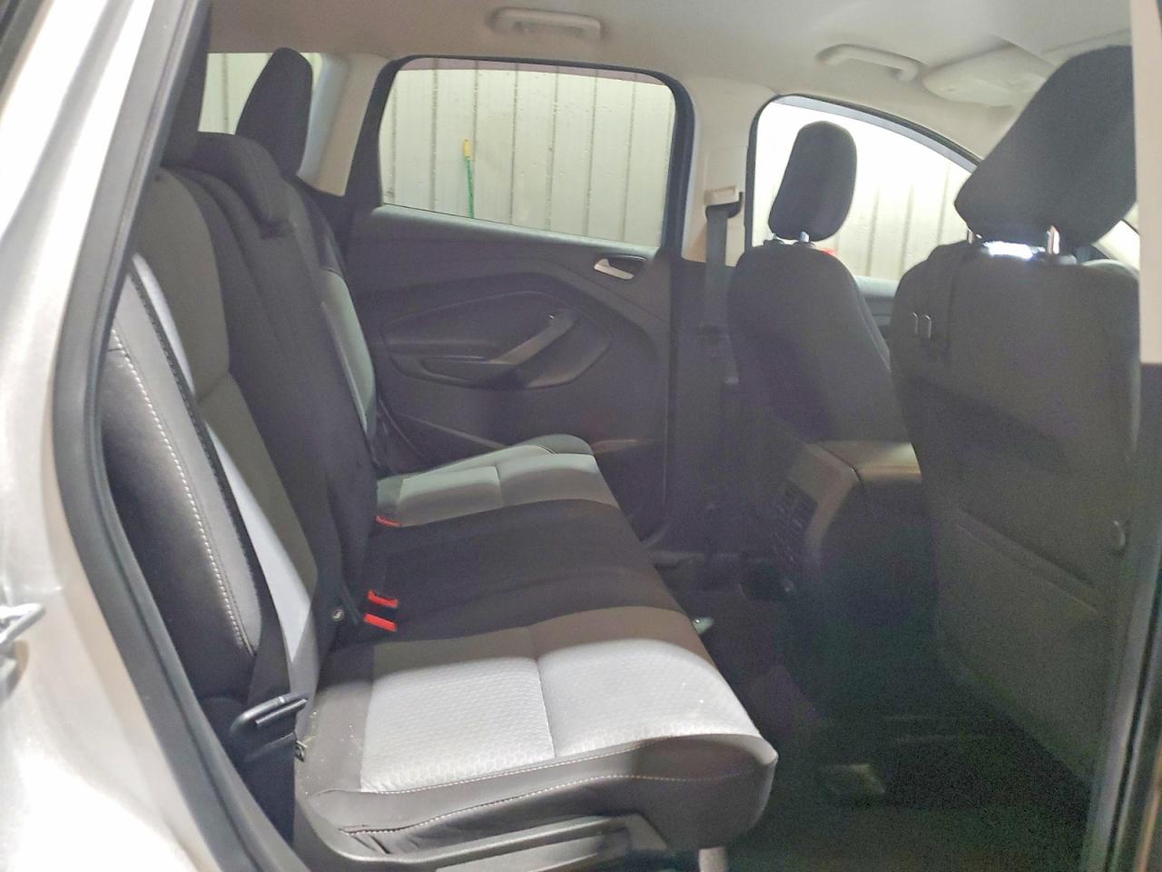 2018 FORD ESCAPE SE photo 31