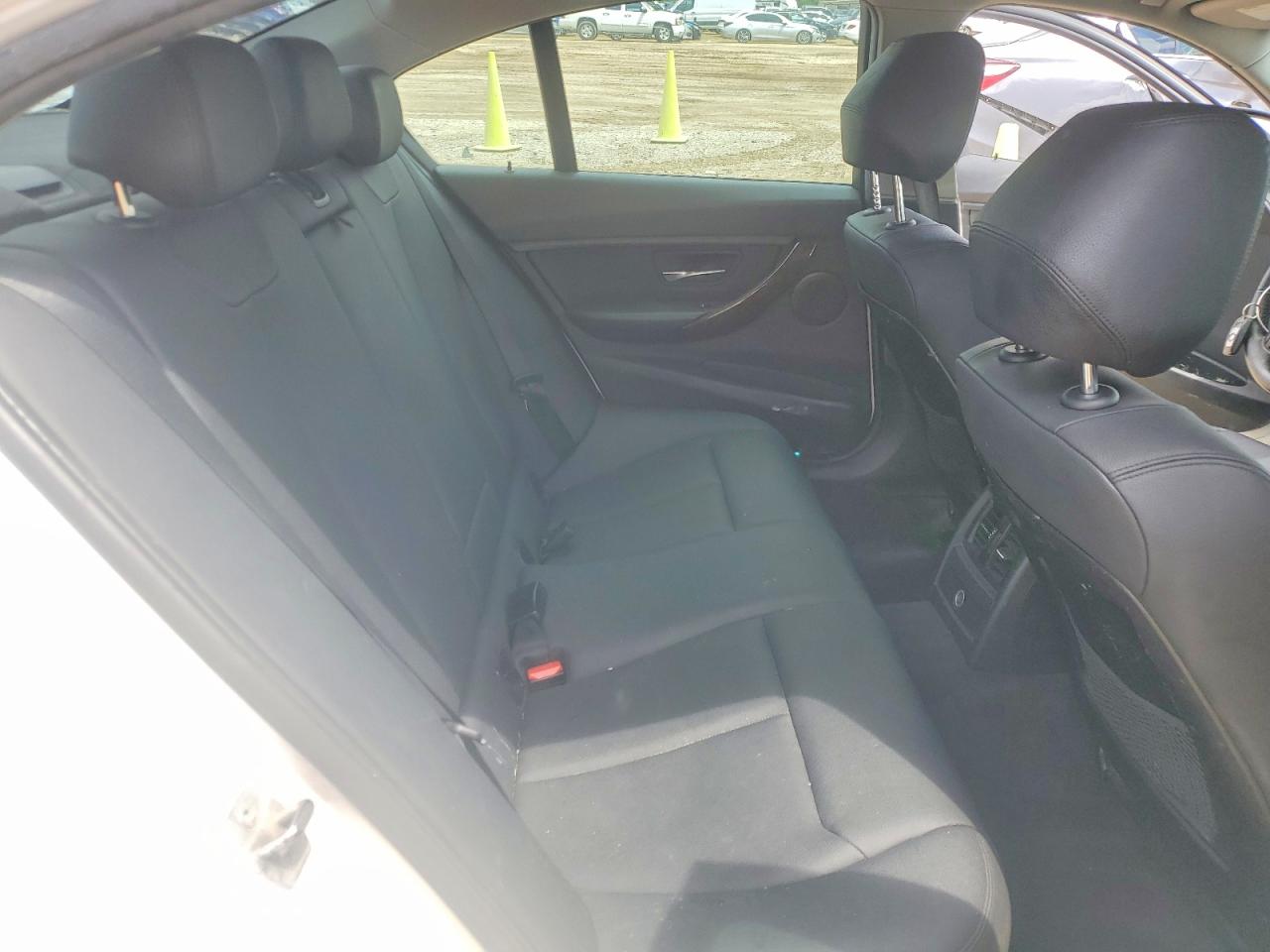 2015 BMW 328 I SULEV photo 19