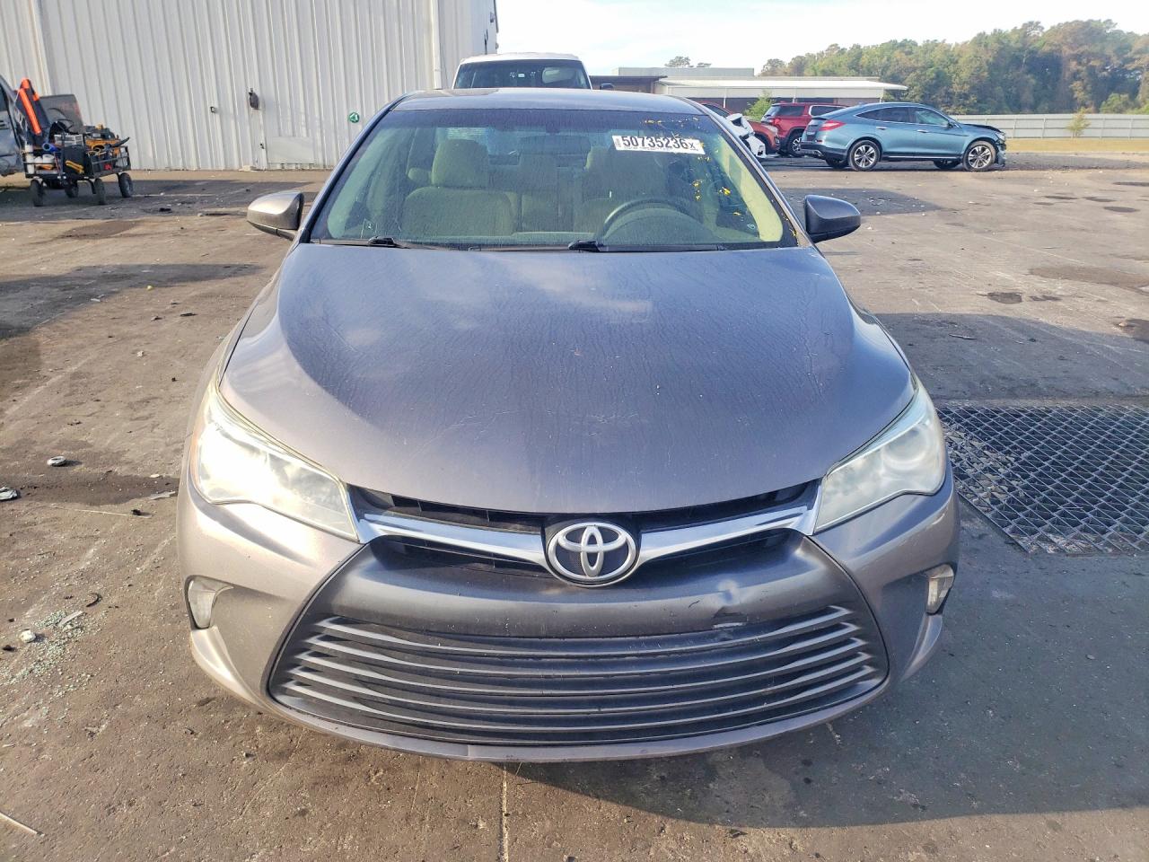 2016 TOYOTA CAMRY LE photo 9