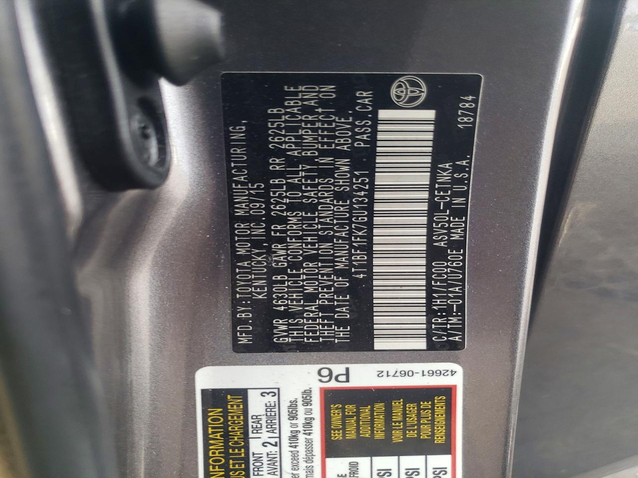 2016 TOYOTA CAMRY LE photo 23