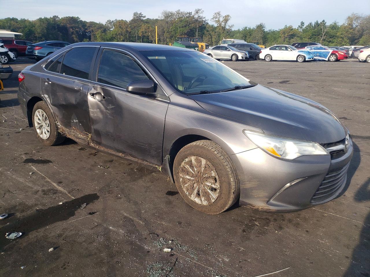 2016 TOYOTA CAMRY LE photo 7