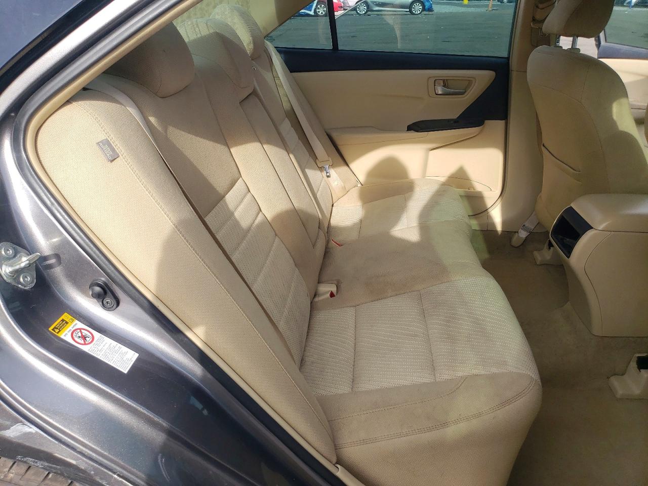 2016 TOYOTA CAMRY LE photo 19