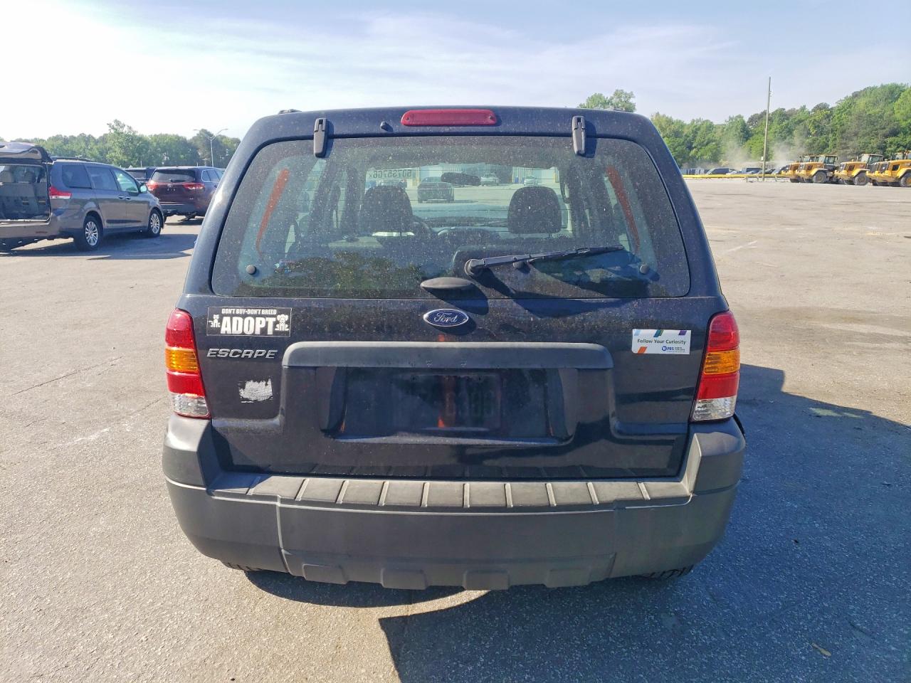 2005 FORD ESCAPE XLS photo 11