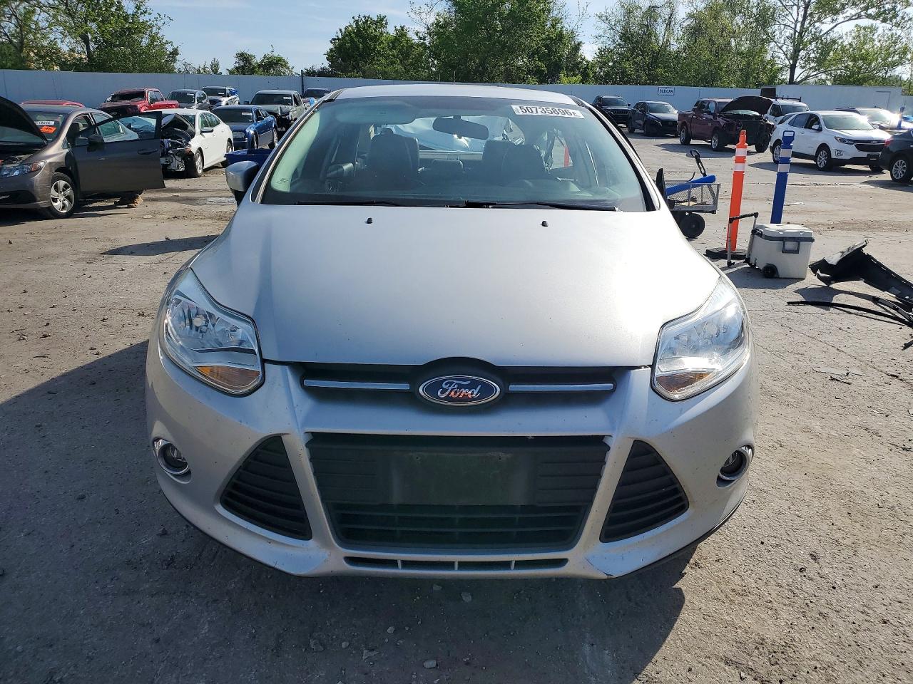 2014 FORD FOCUS SE photo 9
