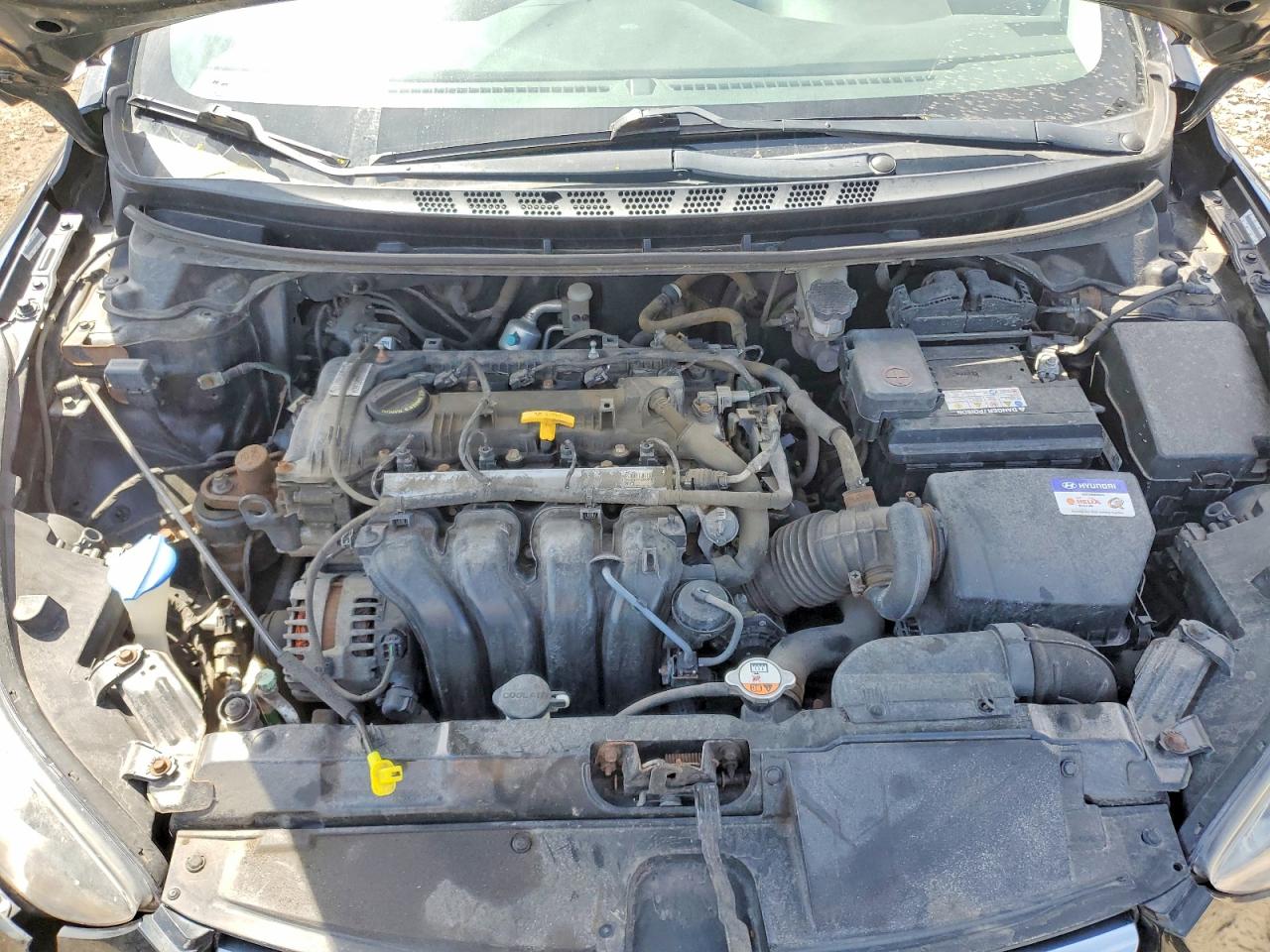 2015 HYUNDAI ELANTRA SE photo 31