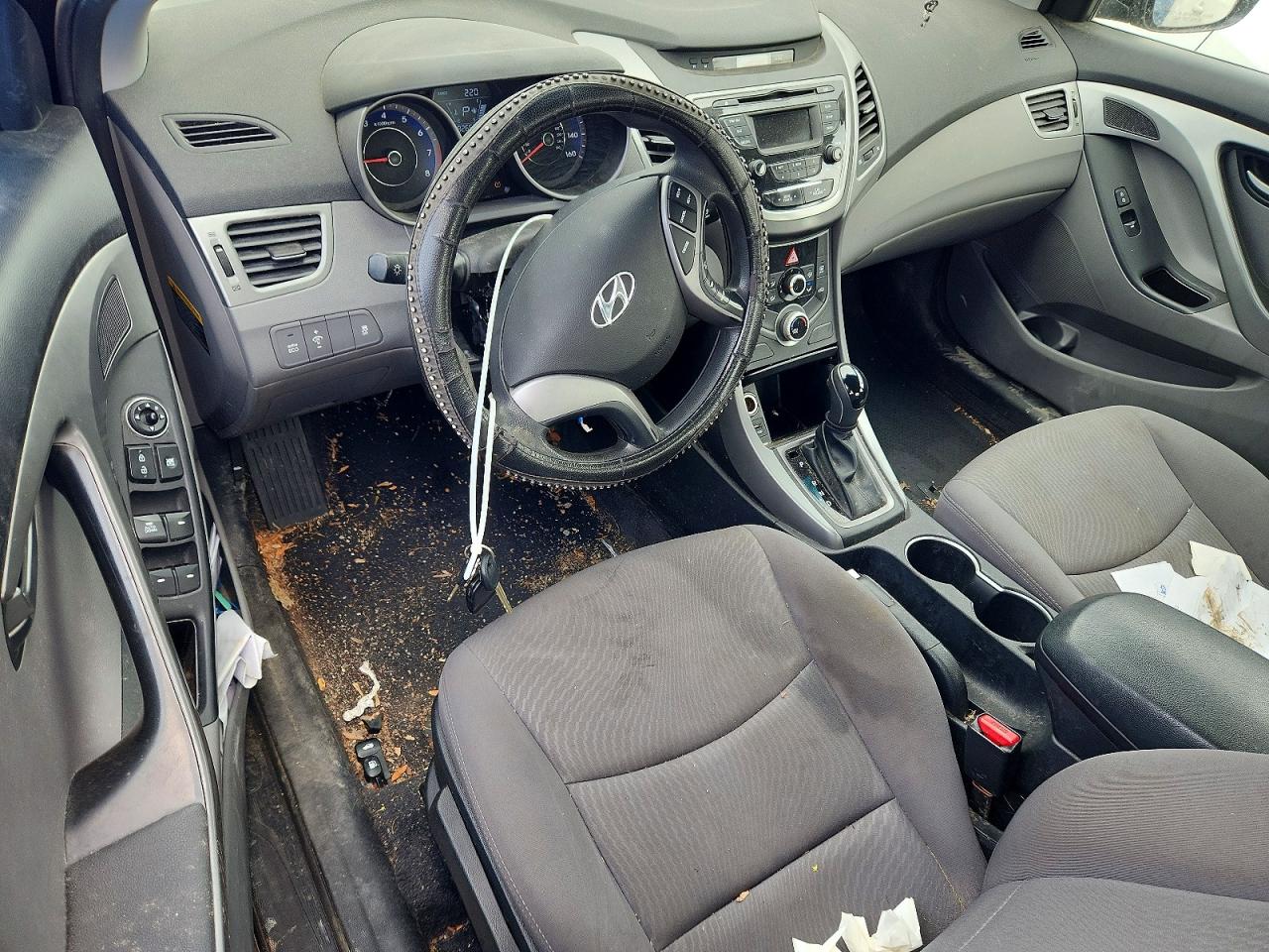 2015 HYUNDAI ELANTRA SE photo 22