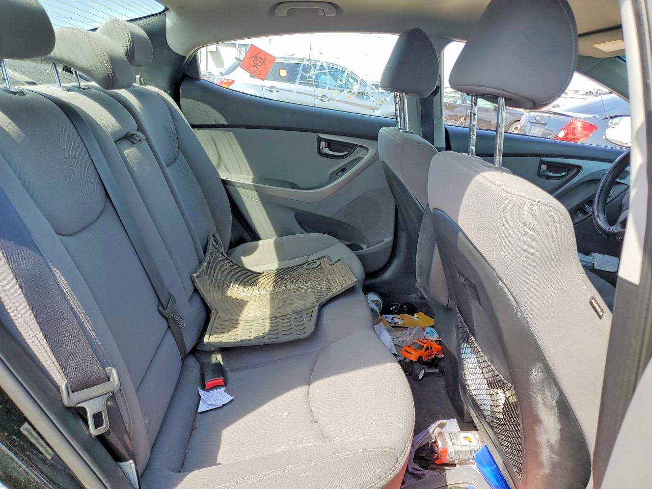 2015 HYUNDAI ELANTRA SE photo 28