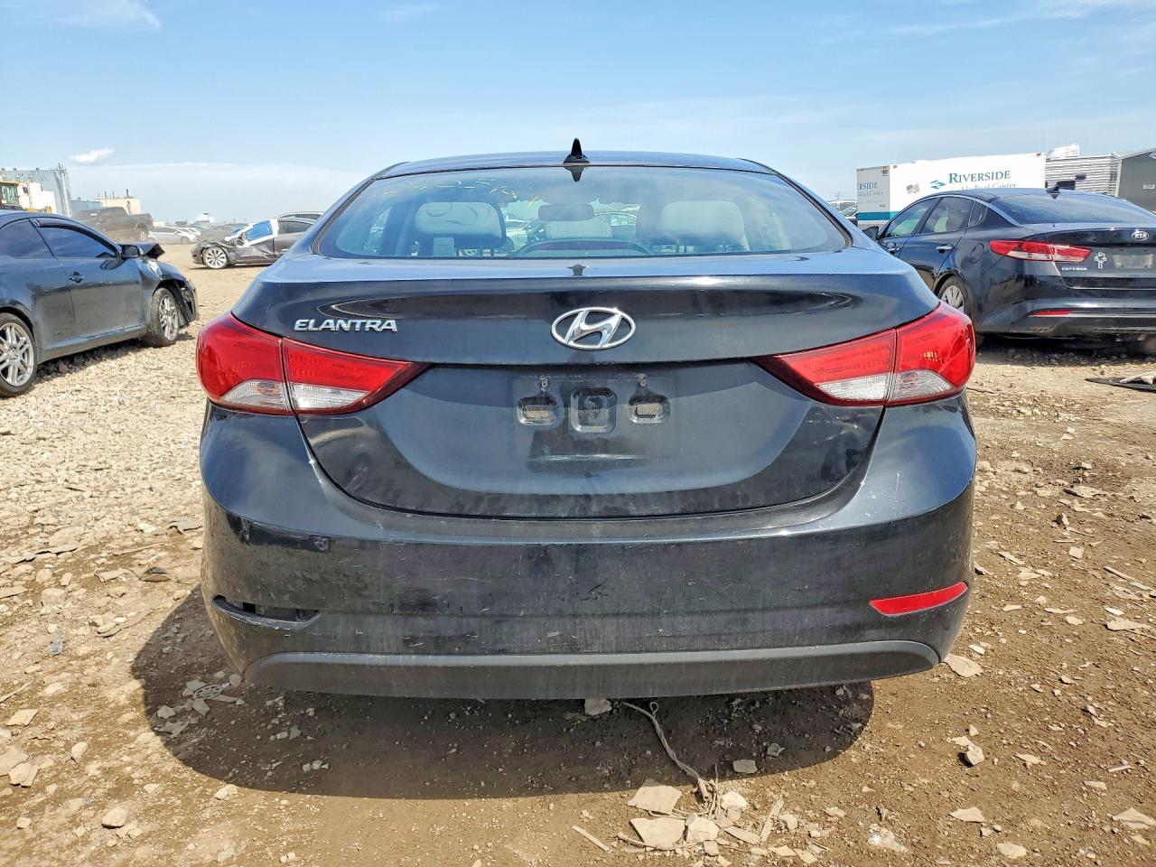 2015 HYUNDAI ELANTRA SE photo 16