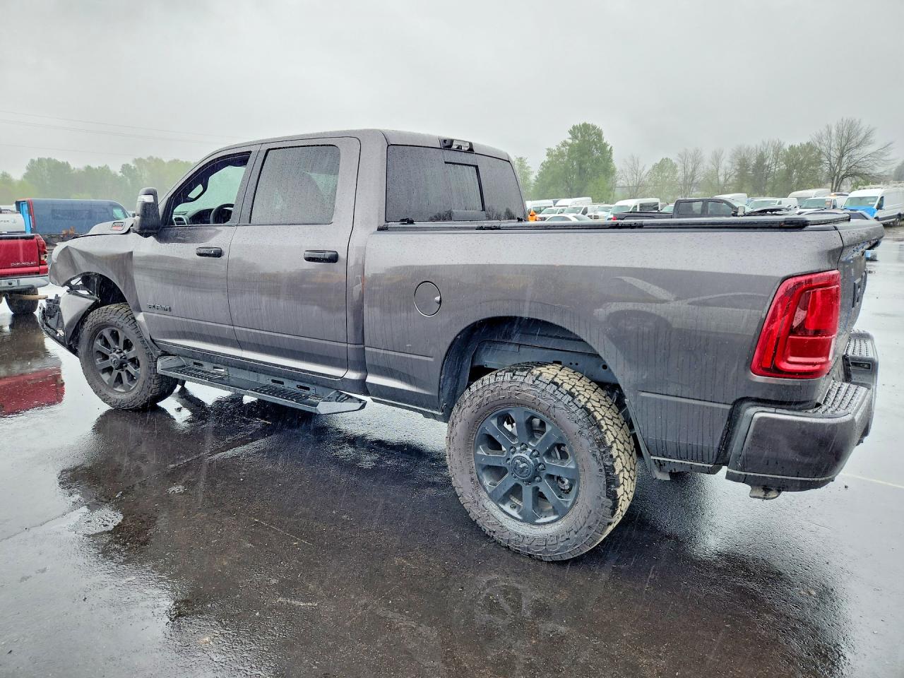 2025 RAM 2500 BIG HORN photo 2
