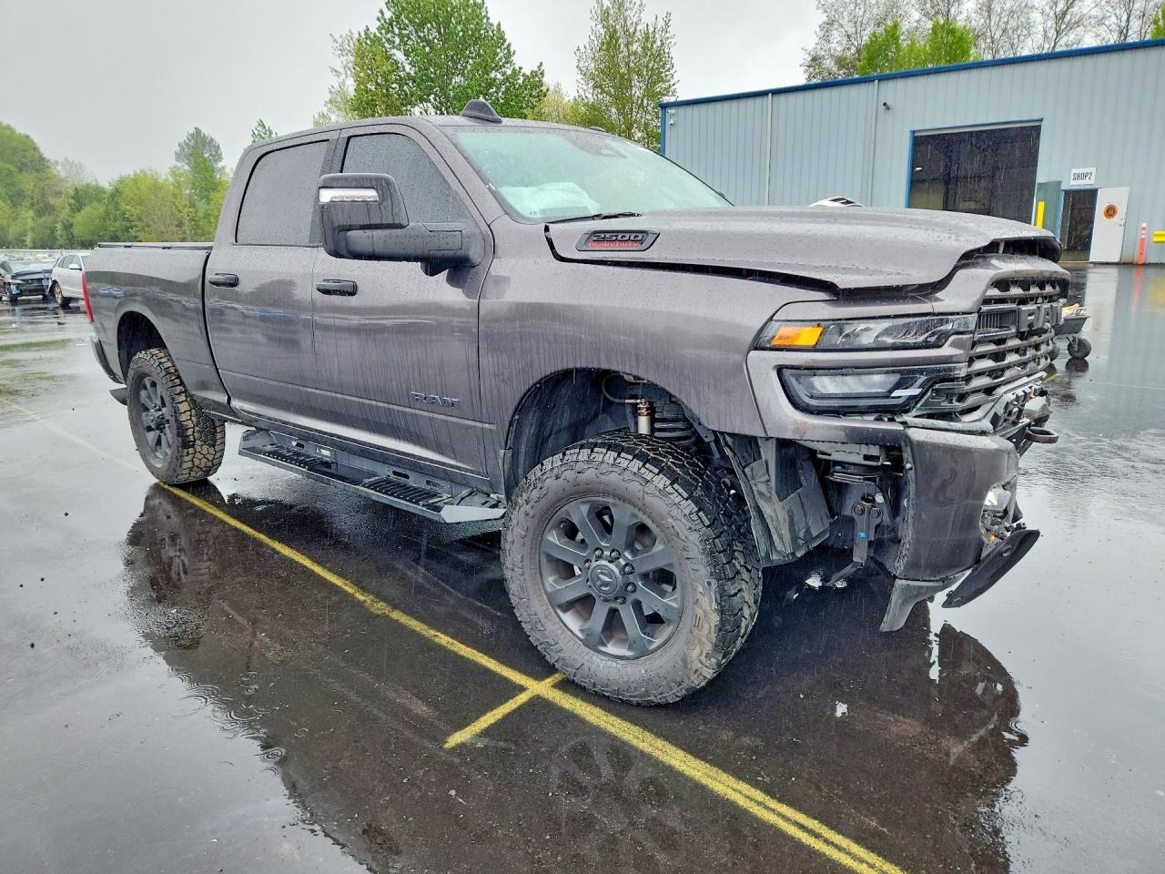2025 RAM 2500 BIG HORN photo 4
