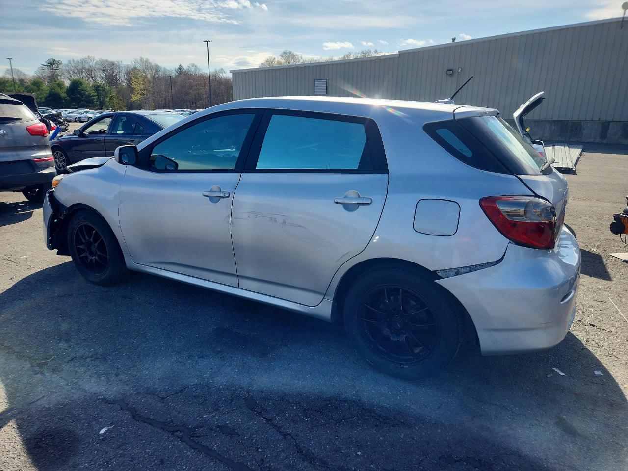 2010 TOYOTA COROLLA MATRIX S photo 3