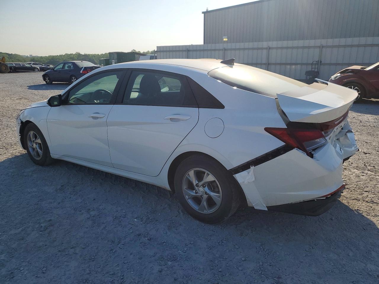2021 HYUNDAI ELANTRA SE photo 3