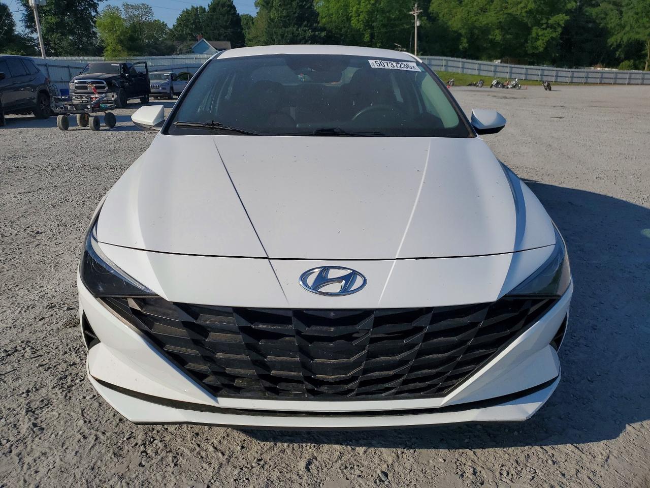 2021 HYUNDAI ELANTRA SE photo 9