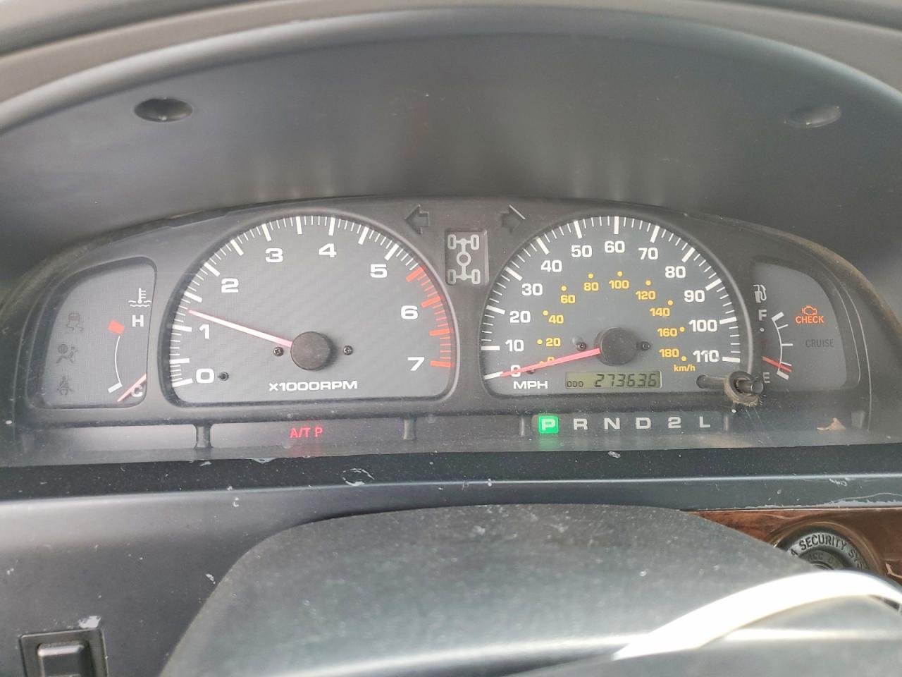 2001 TOYOTA 4RUNNER SR5 photo 17
