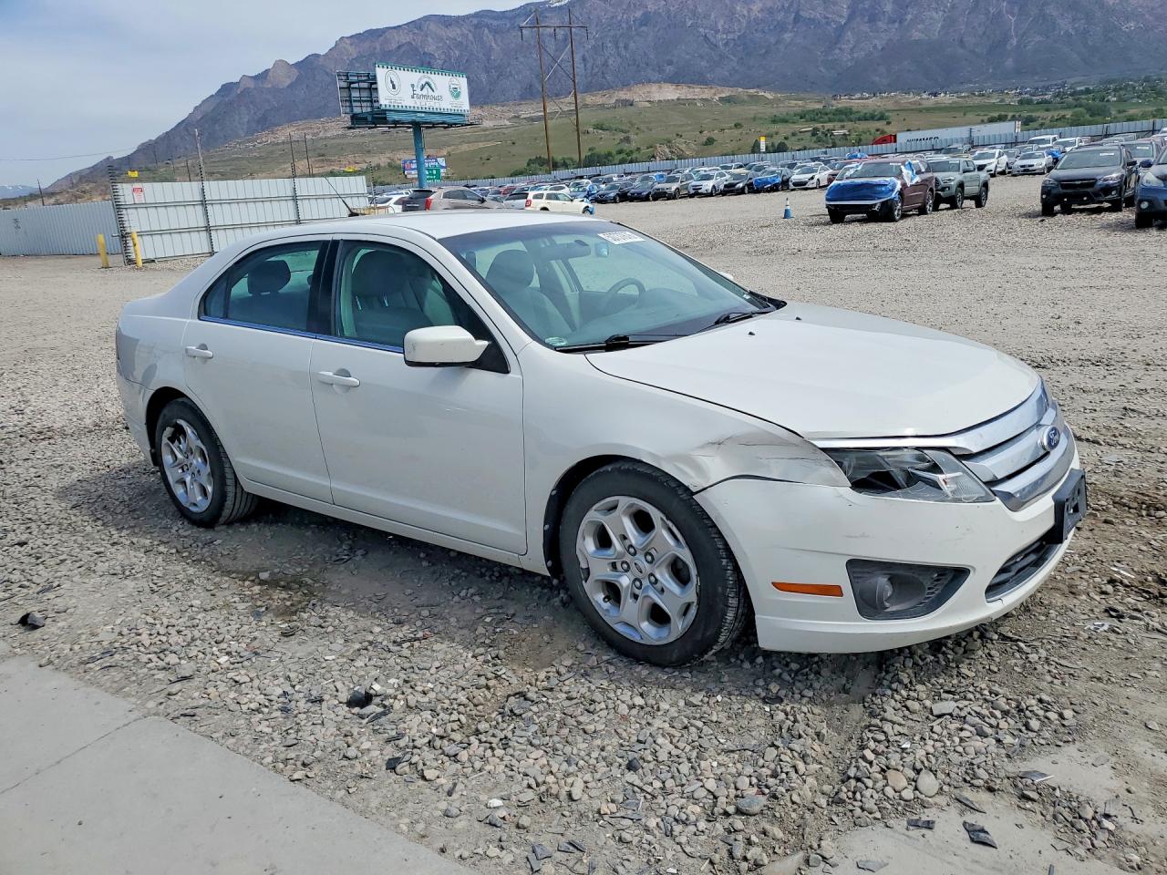 2011 FORD FUSION SE photo 7
