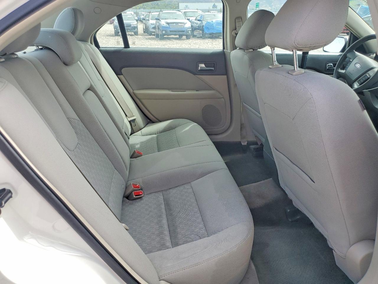 2011 FORD FUSION SE photo 19