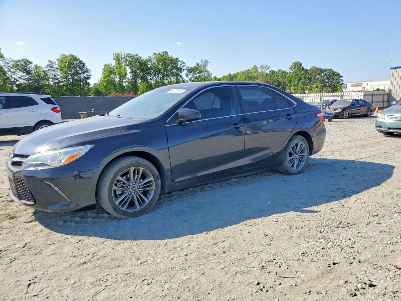 2015 TOYOTA CAMRY