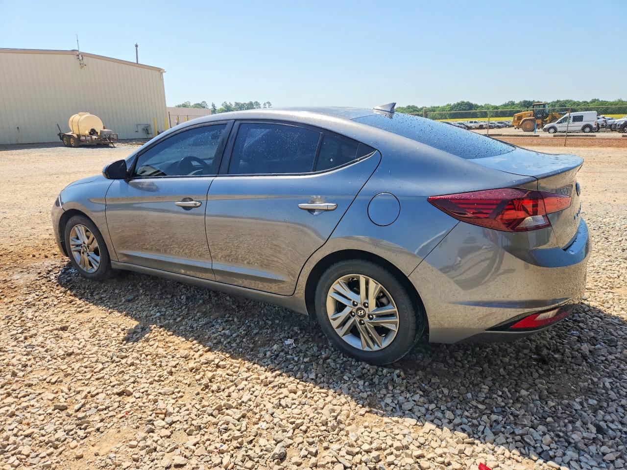 2019 HYUNDAI ELANTRA SEL photo 4