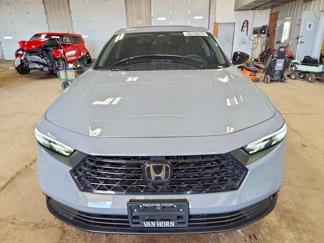 2025 HONDA ACCORD SE photo 9