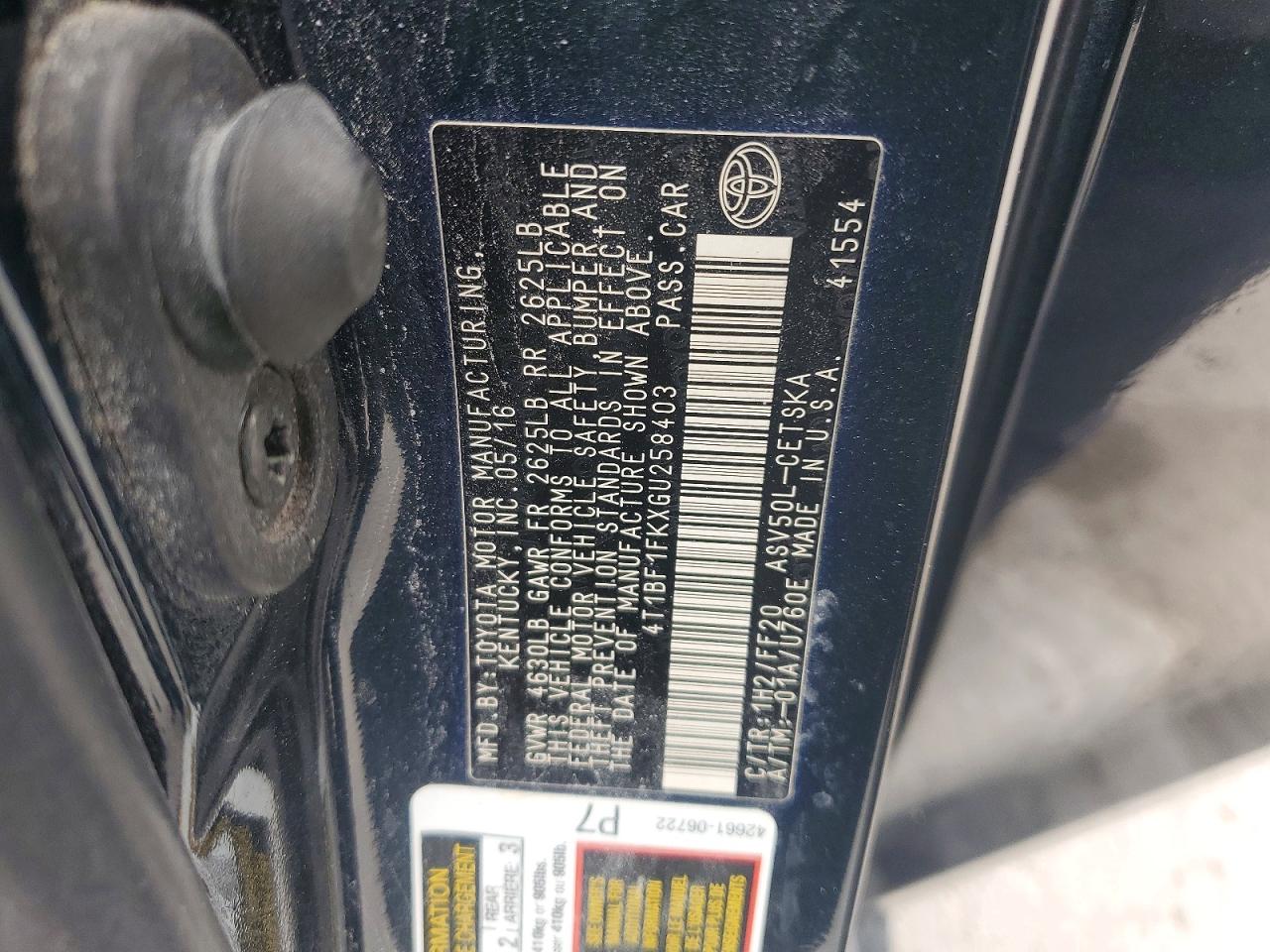 2016 TOYOTA CAMRY SE photo 23