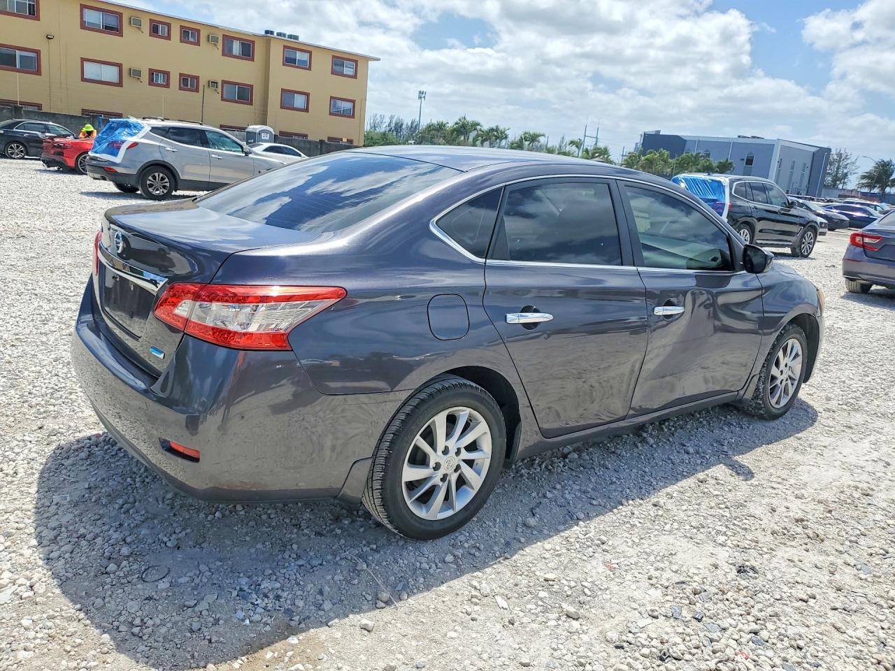 2013 NISSAN SENTRA S photo 5