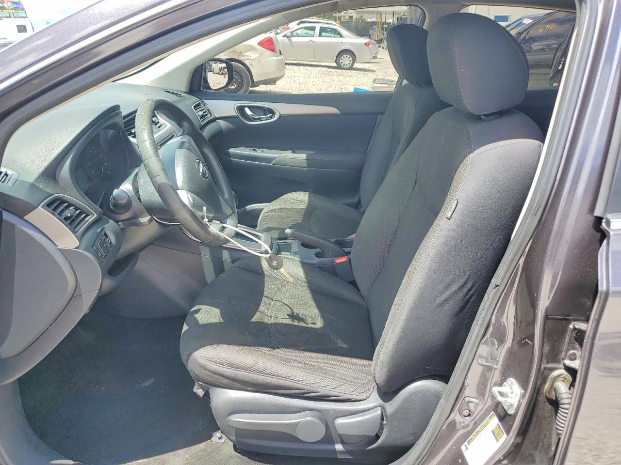 2013 NISSAN SENTRA S photo 13