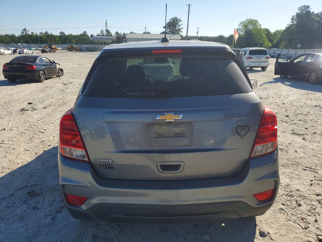 2020 CHEVROLET TRAX LS photo 6