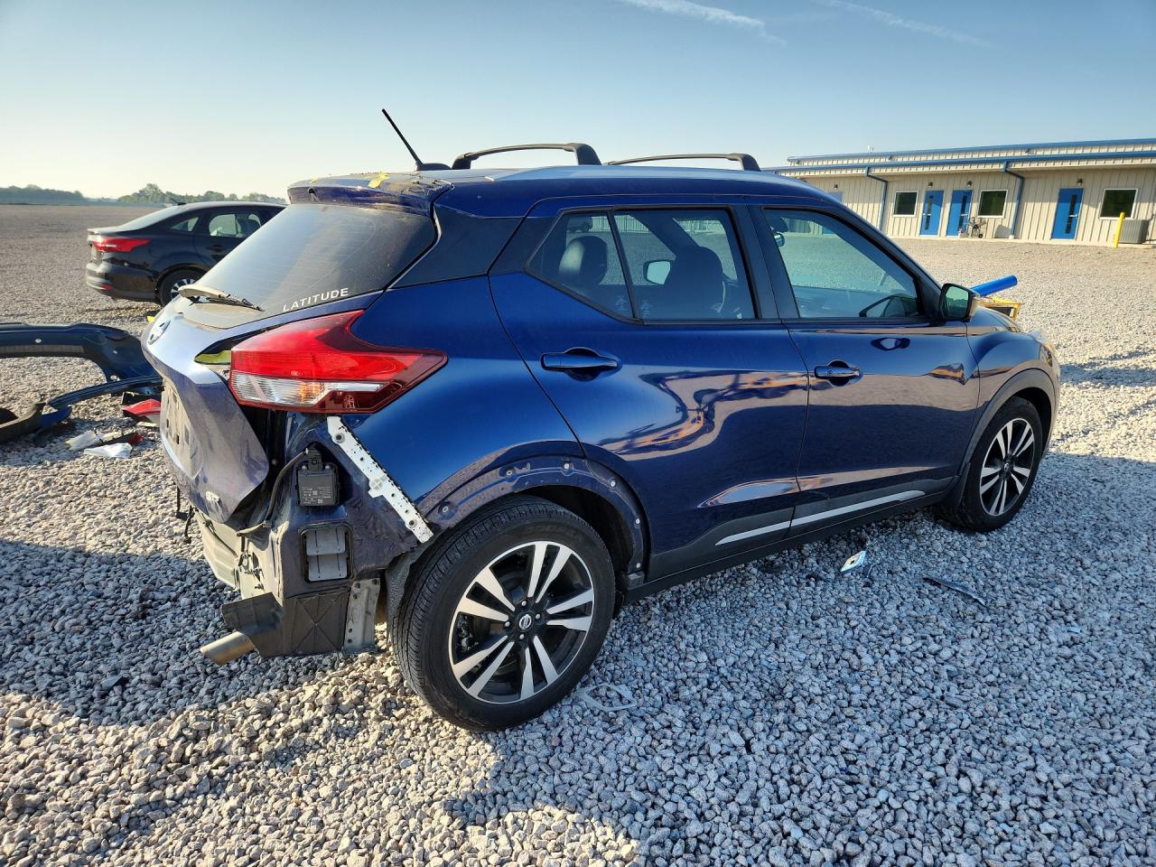 2020 NISSAN KICKS SR photo 5
