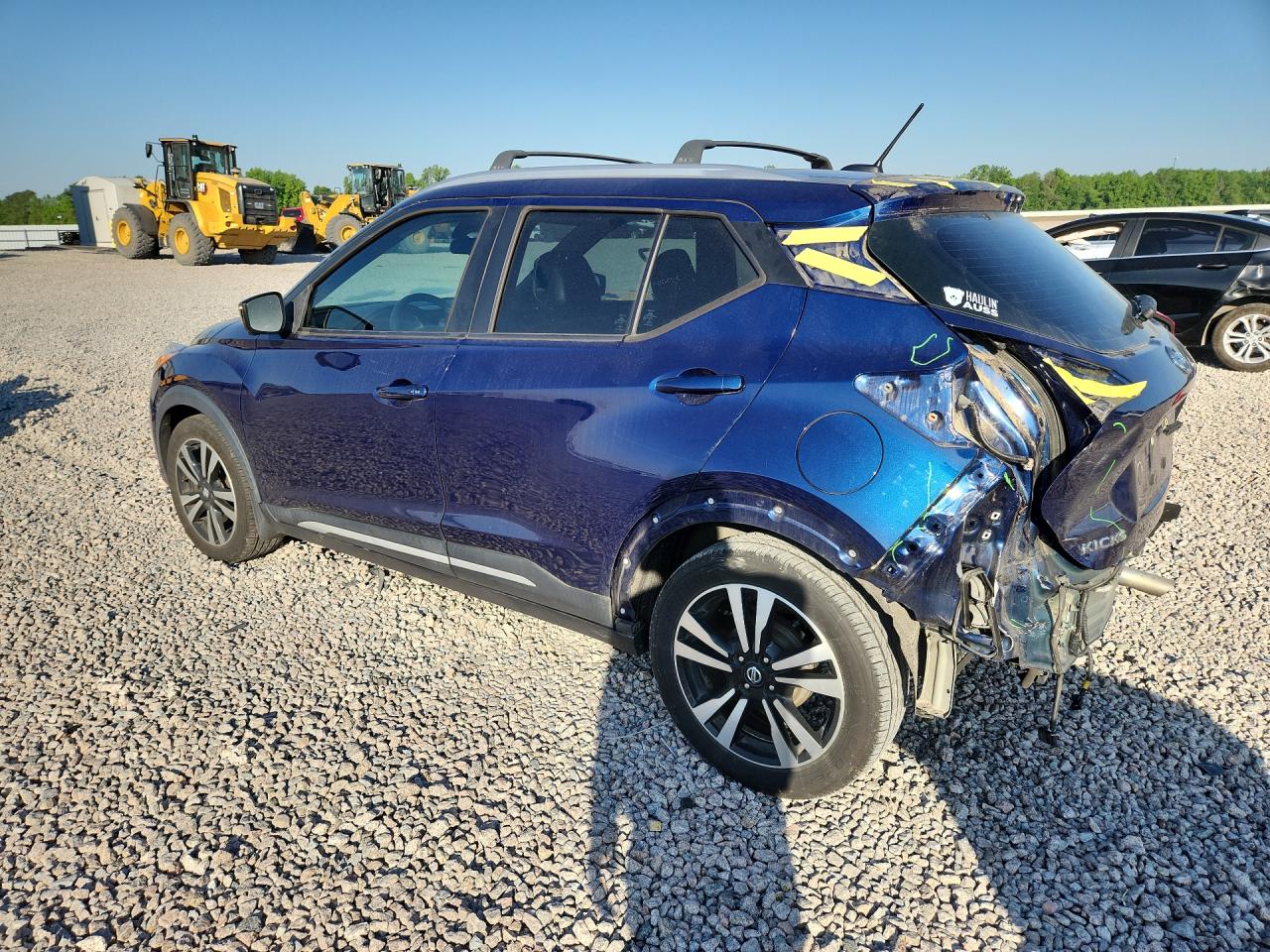 2020 NISSAN KICKS SR photo 3