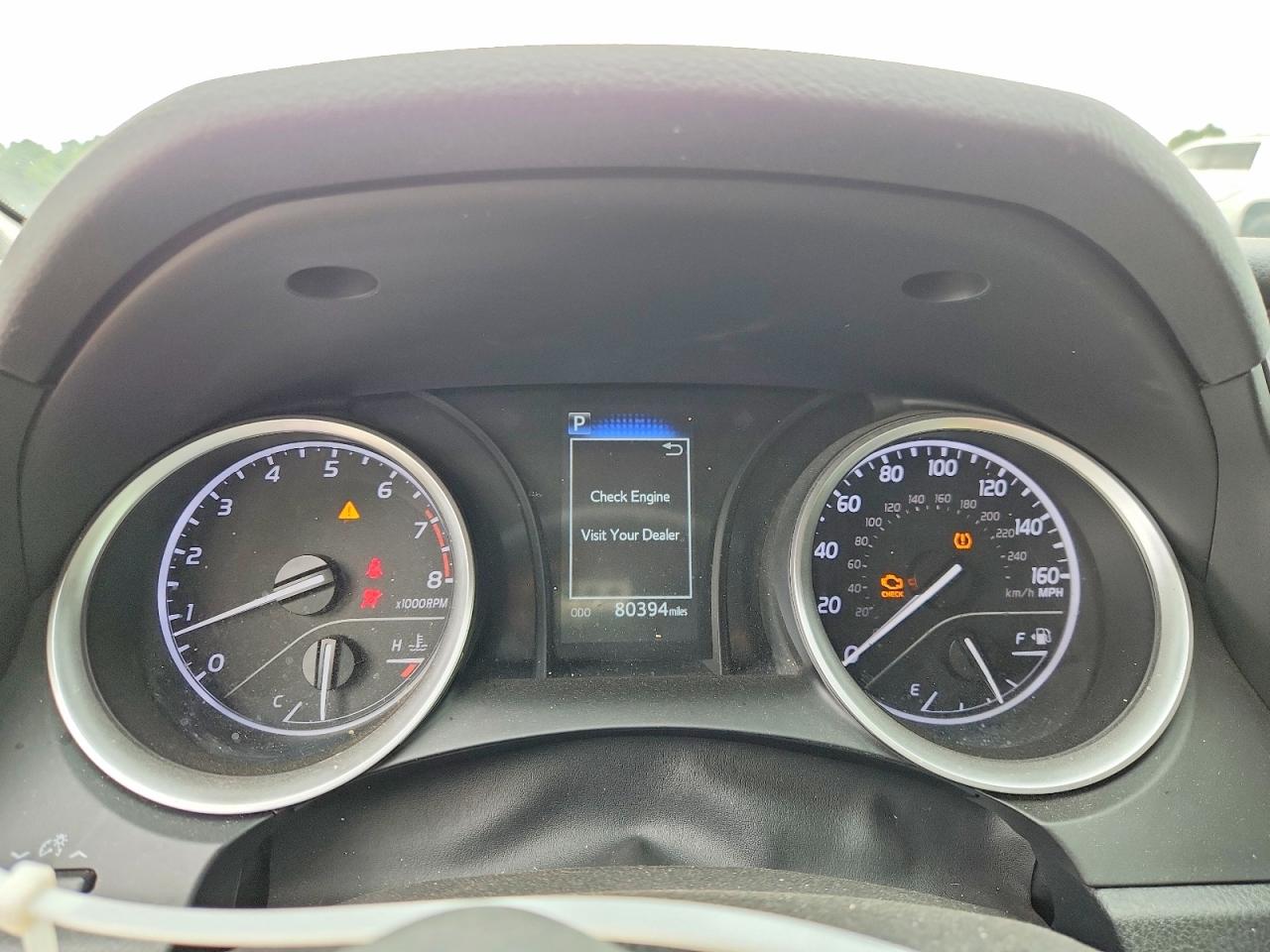 2024 TOYOTA CAMRY LE photo 17