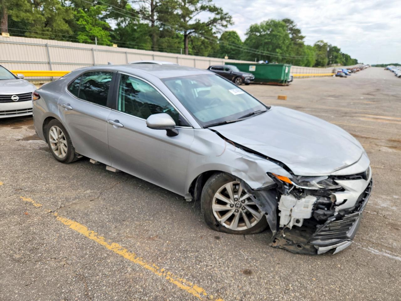 2024 TOYOTA CAMRY LE photo 7