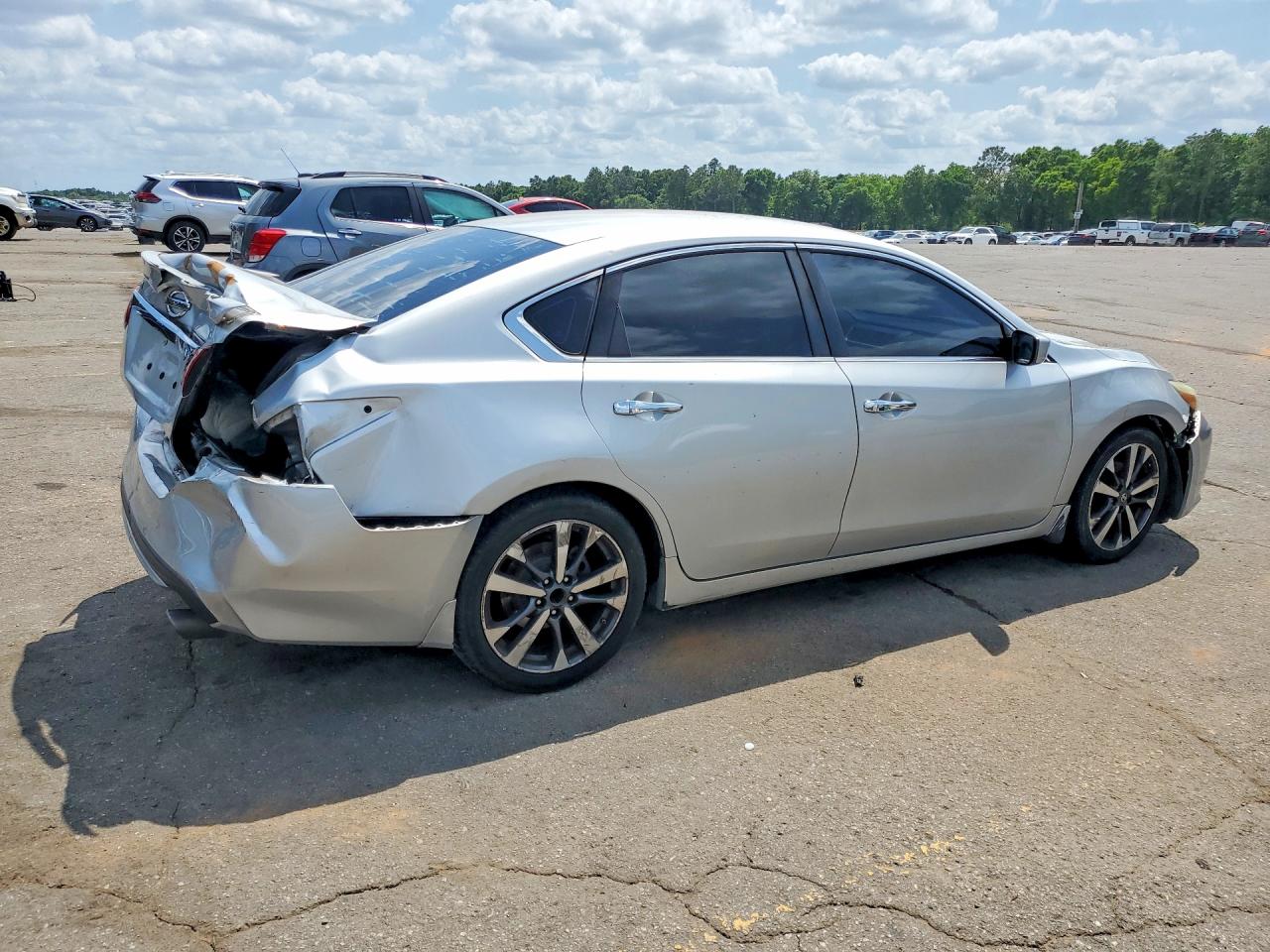2017 NISSAN ALTIMA 2.5 SR photo 7