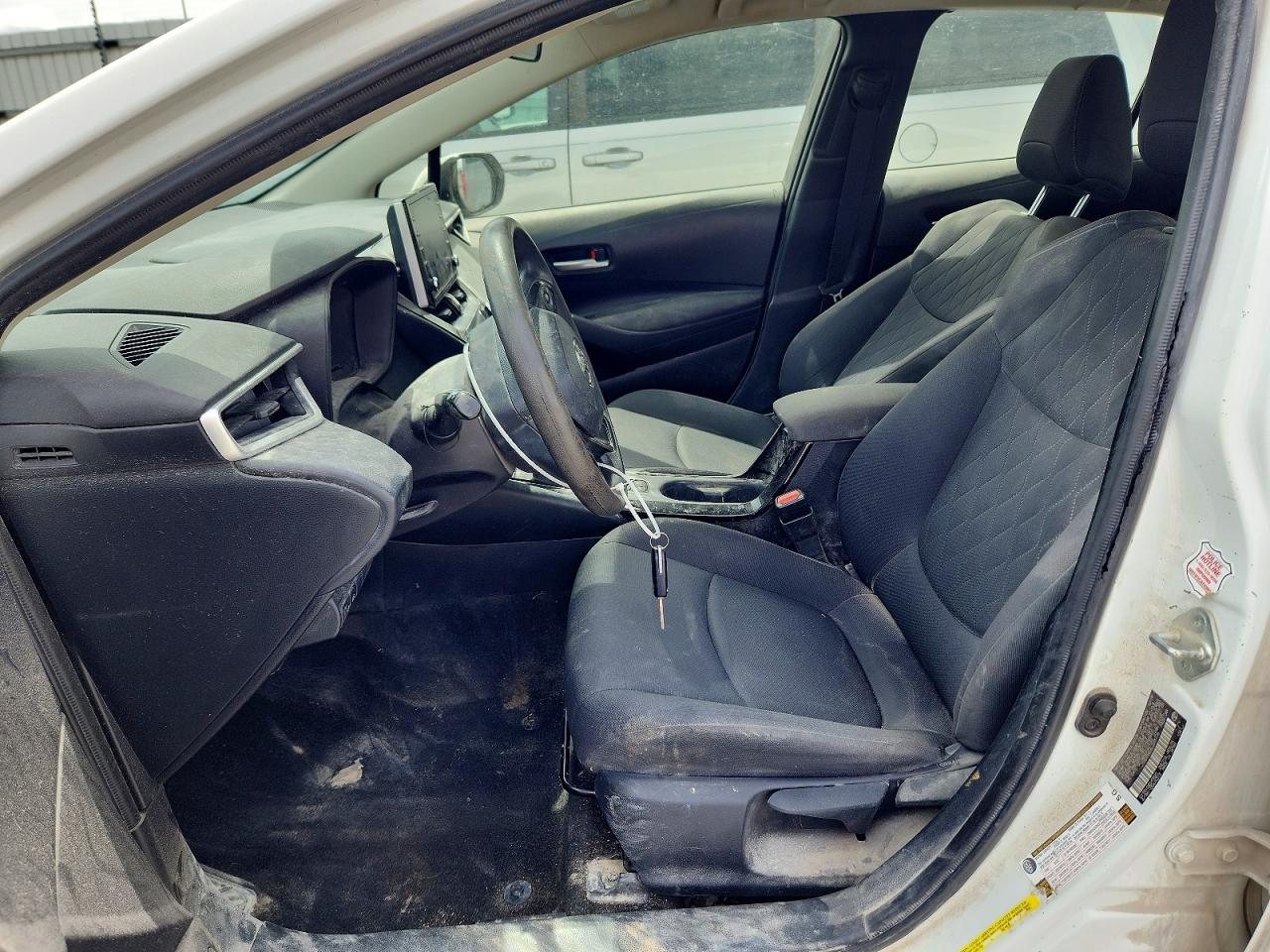 2020 TOYOTA COROLLA LE photo 13
