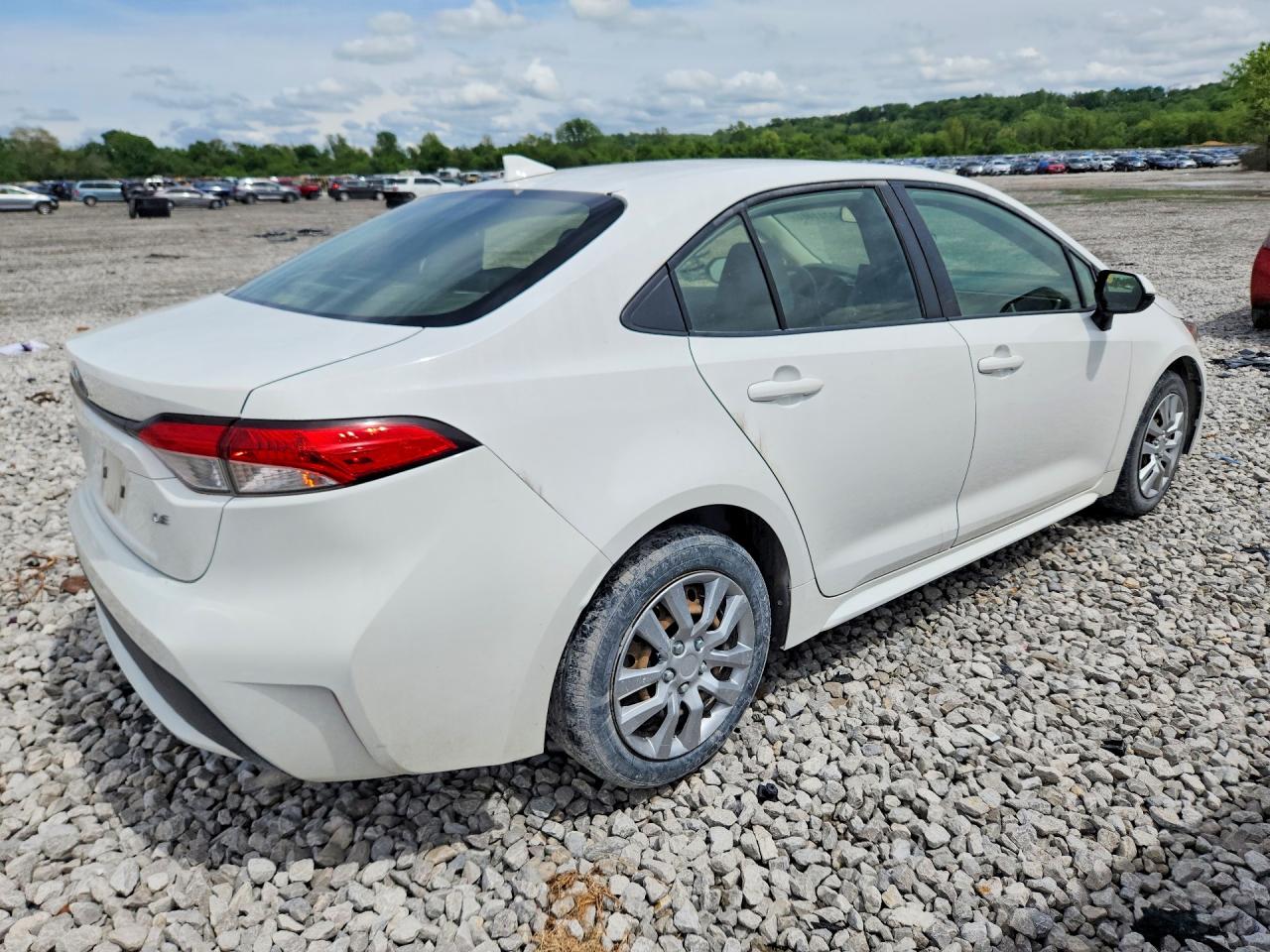 2020 TOYOTA COROLLA LE photo 5