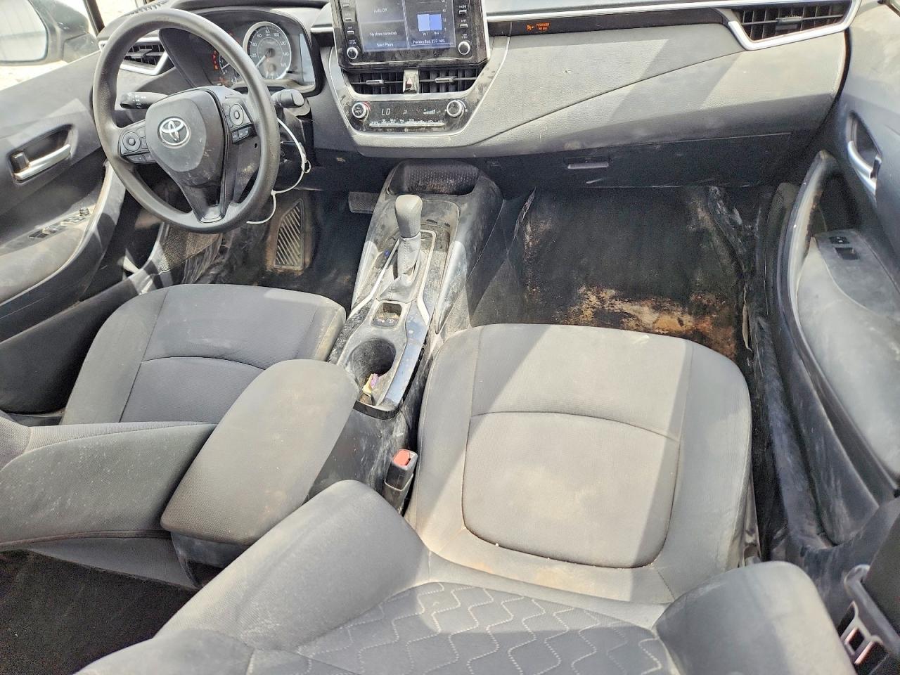 2020 TOYOTA COROLLA LE photo 15