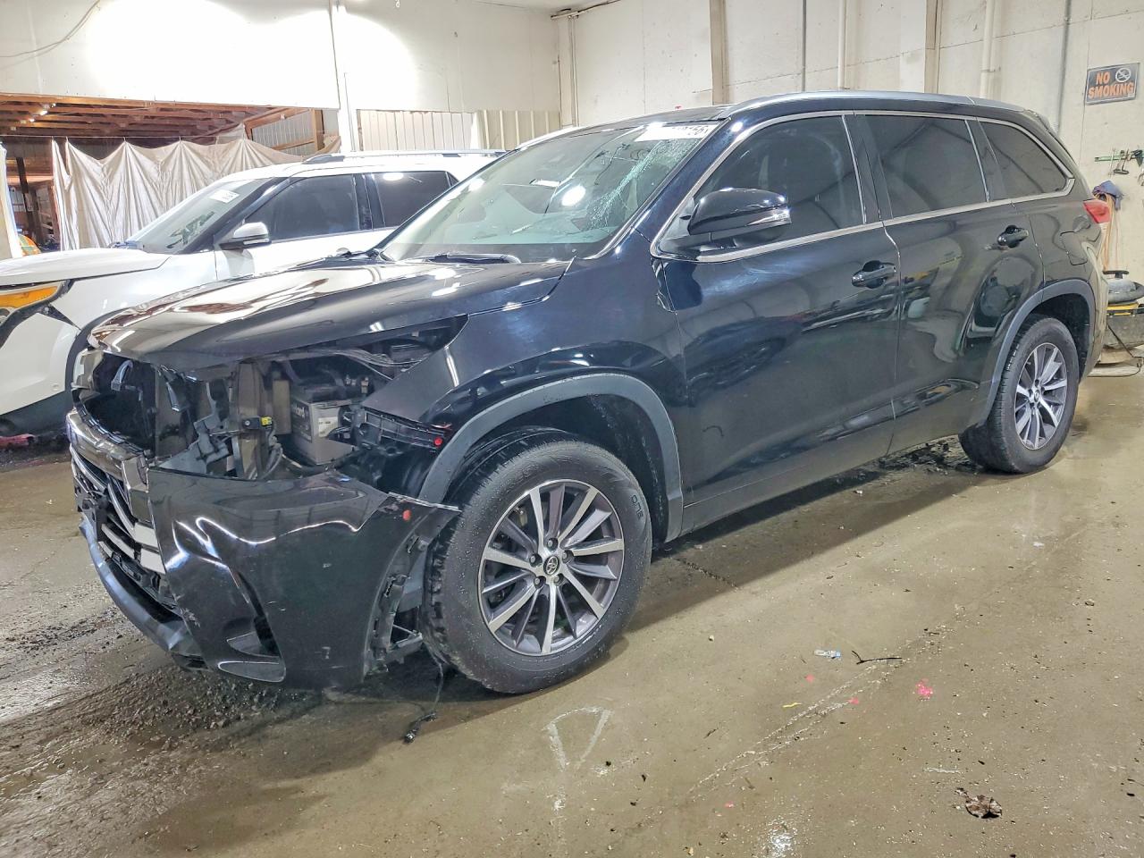 2018 TOYOTA HIGHLANDER