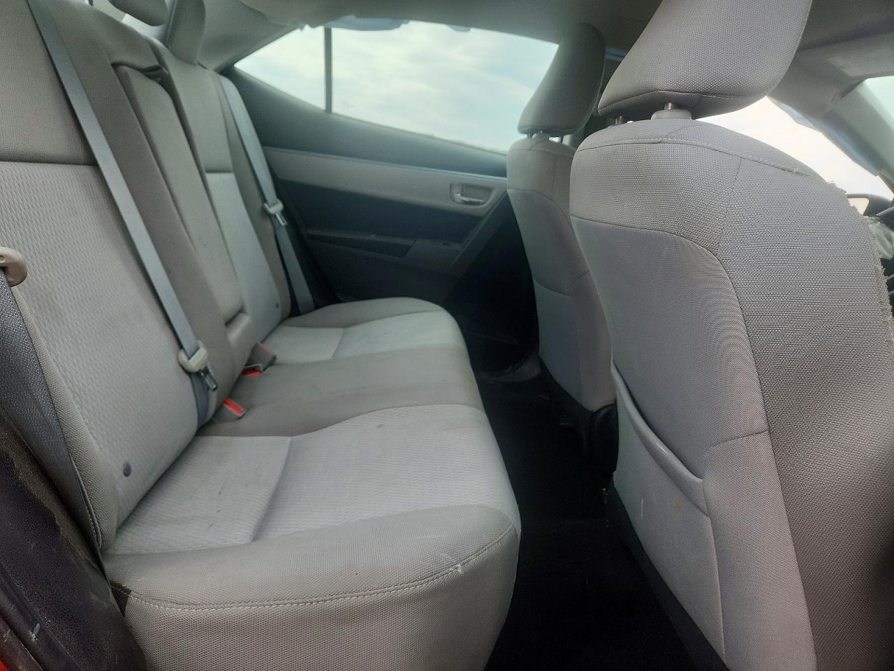 2016 TOYOTA COROLLA LE photo 28