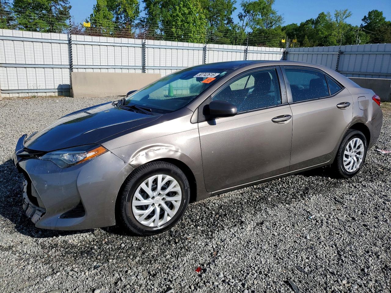 2017 TOYOTA COROLLA