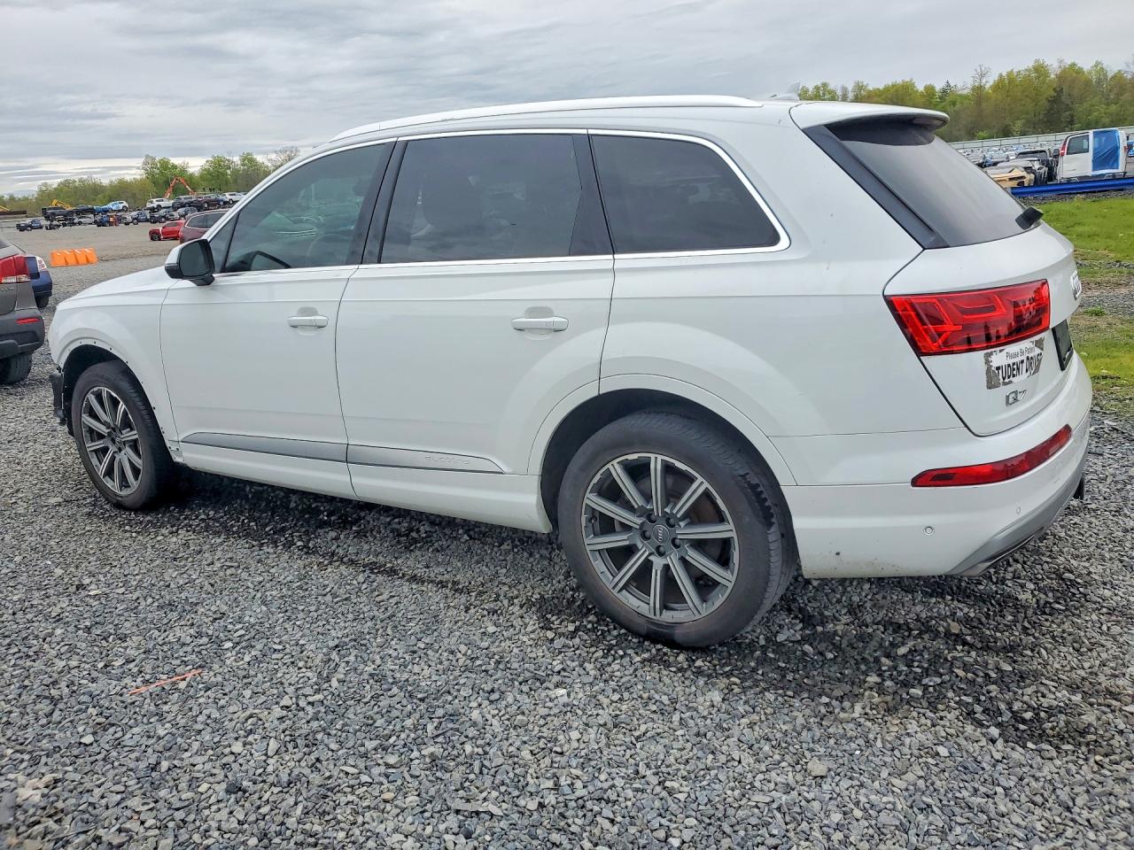 2019 AUDI Q7 photo 2