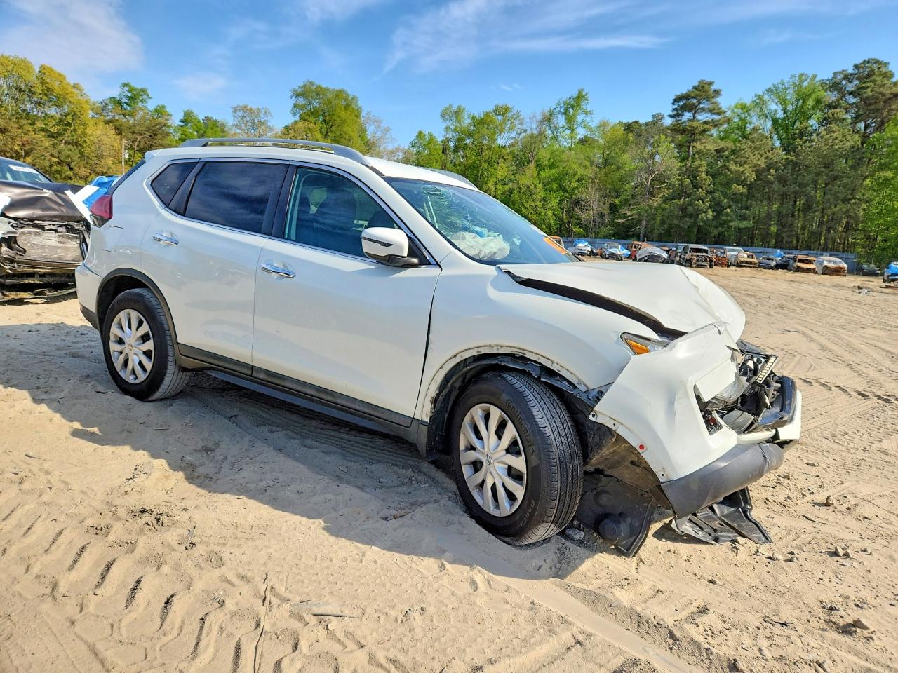 2017 NISSAN ROGUE S photo 10