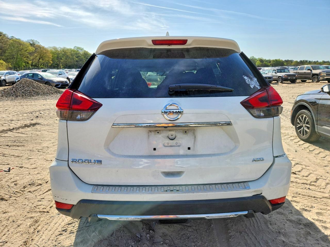 2017 NISSAN ROGUE S photo 16