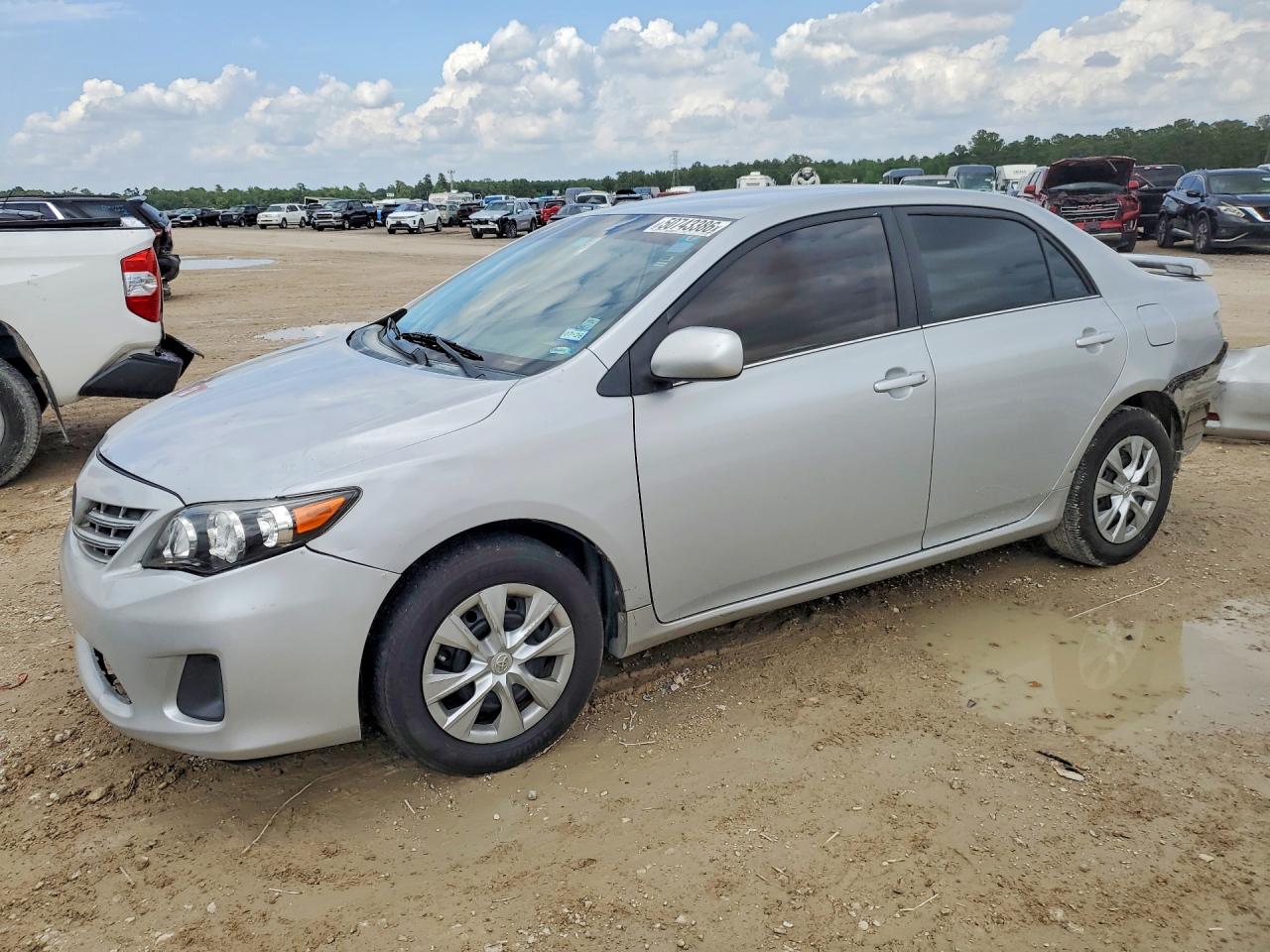 2013 TOYOTA COROLLA