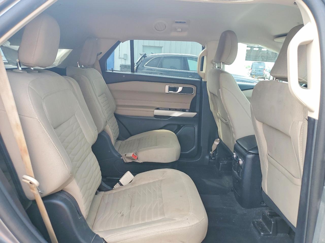 2021 FORD EXPLORER XLT photo 21