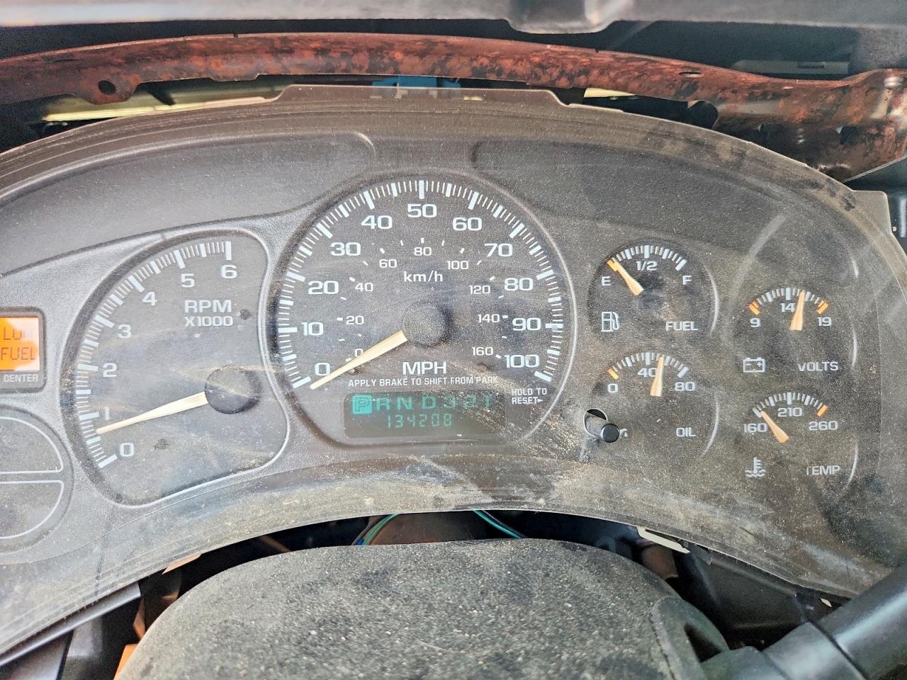 2002 CHEVROLET SILVERADO C1500 photo 25