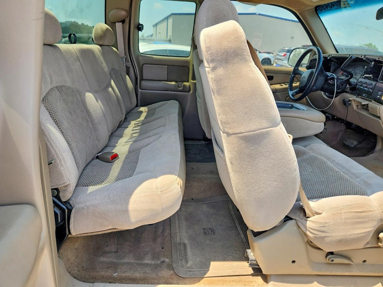 2002 CHEVROLET SILVERADO C1500 photo 28
