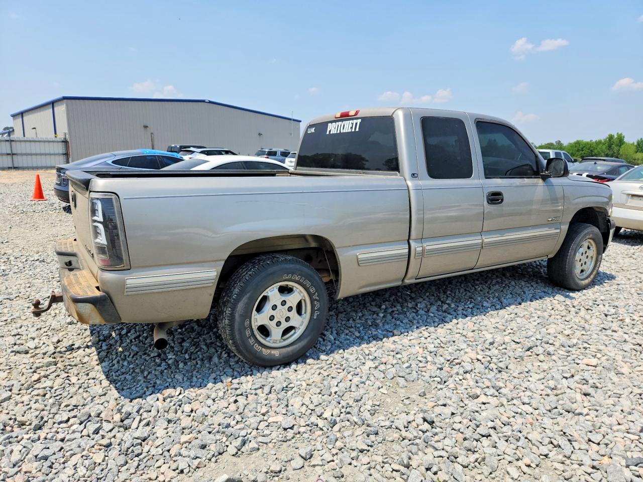 2002 CHEVROLET SILVERADO C1500 photo 7