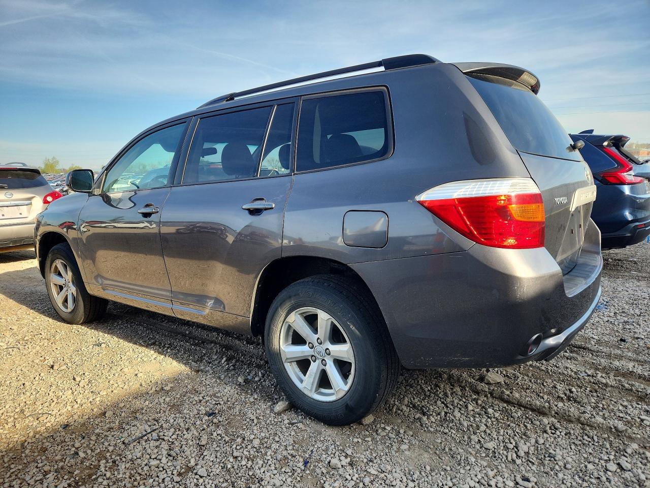 2008 TOYOTA HIGHLANDER BASE photo 4