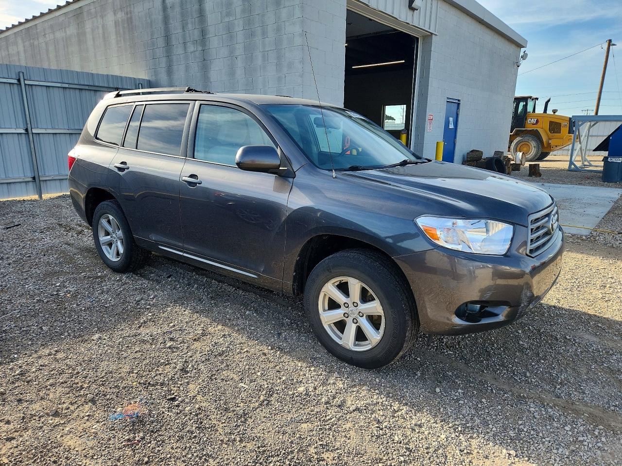 2008 TOYOTA HIGHLANDER BASE photo 10