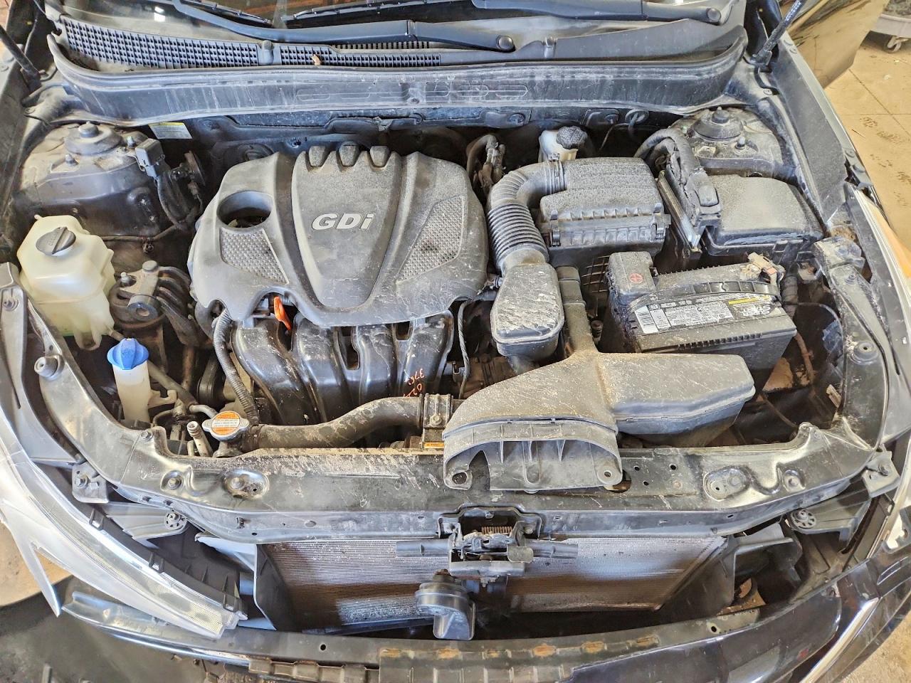 2012 HYUNDAI SONATA GLS photo 31